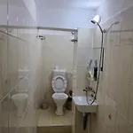 пантови Semesterbostad *